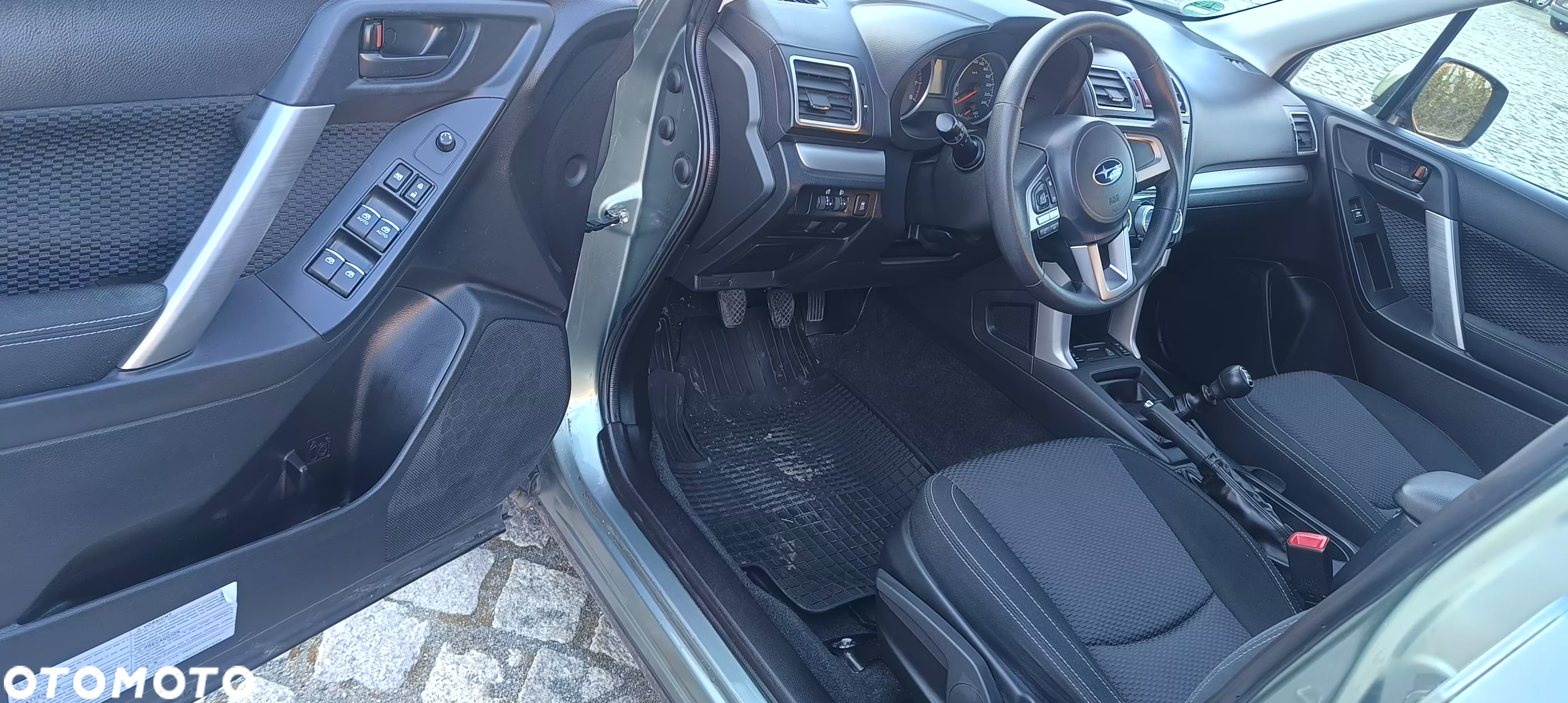Subaru Forester 2.0i Comfort - 8