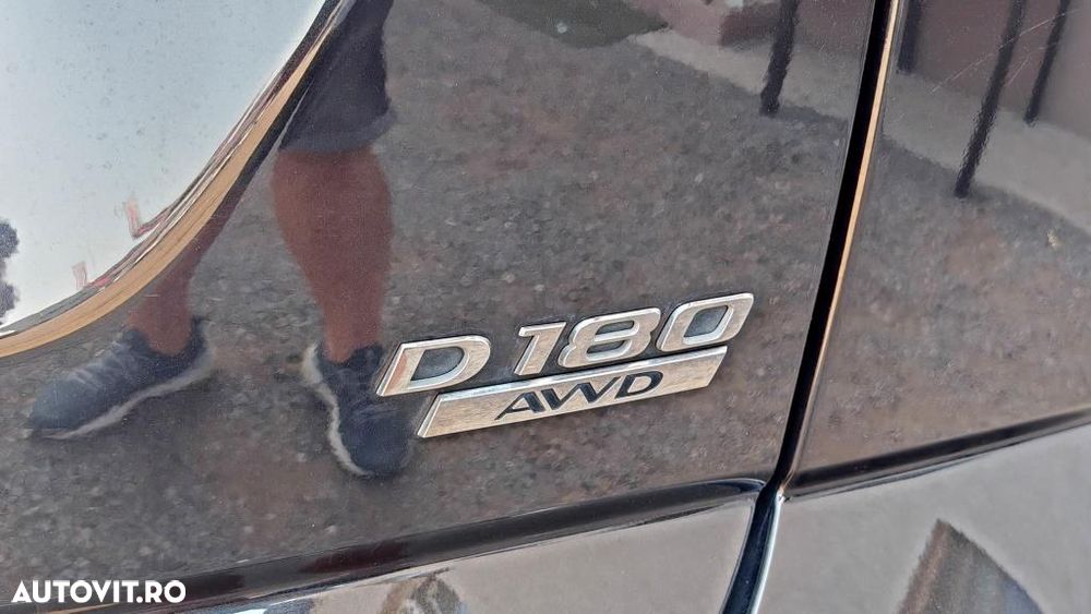 Jaguar E-Pace D180 AWD Aut. R-Dynamic S - 34