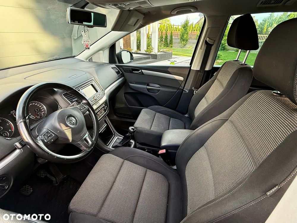 Volkswagen Sharan 2.0 TDI Blue Motion Style - 27