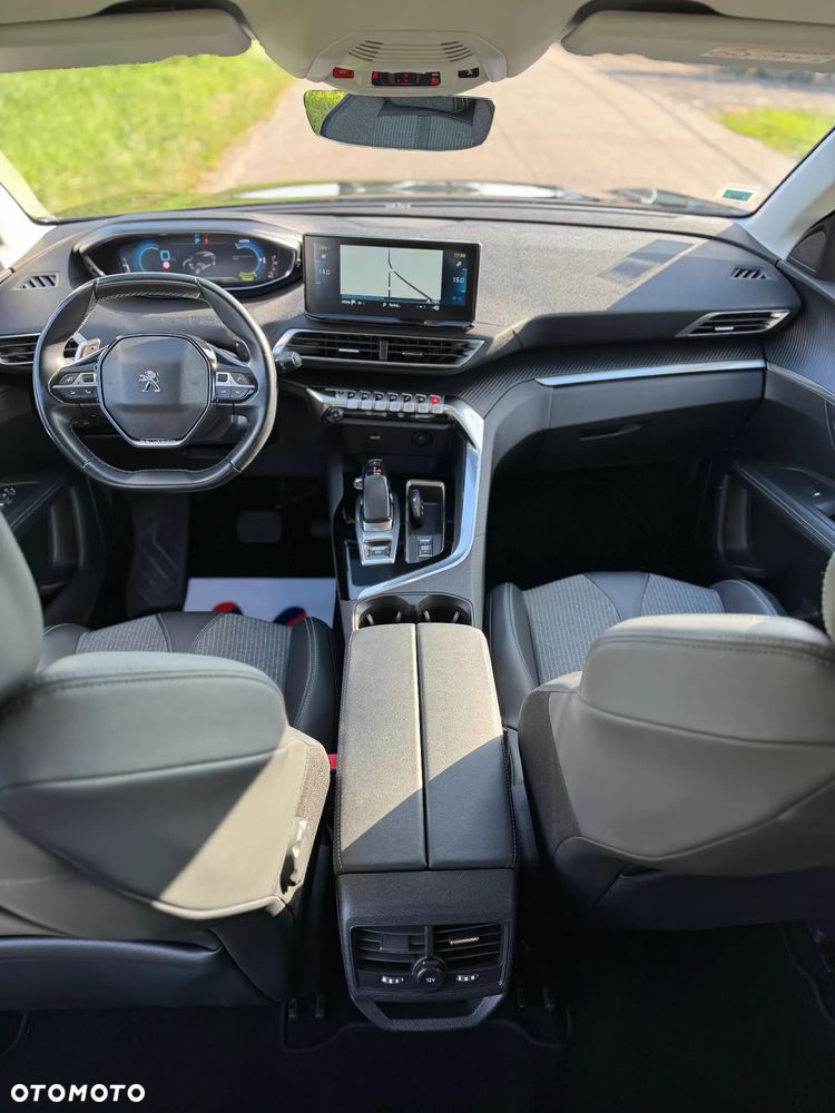 Peugeot 3008 1.6 PureTech Hybrid PHEV Allure S&S EAT8 - 33