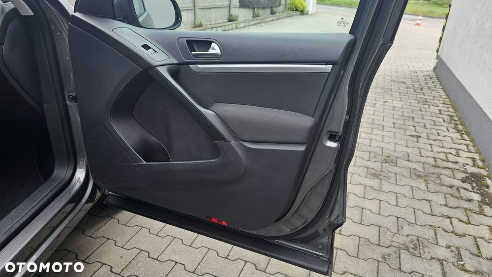 Volkswagen Tiguan 1.4 TSI BlueMotion Technology Sport & Style - 19