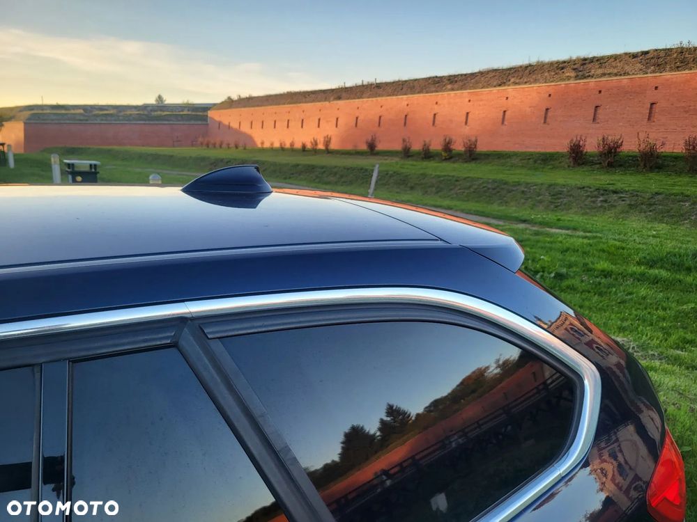 BMW 3 Series 2014 photo 3