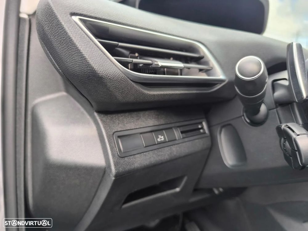 Peugeot 3008 BlueHDi 120 Stop & Start EAT6 Allure - 37