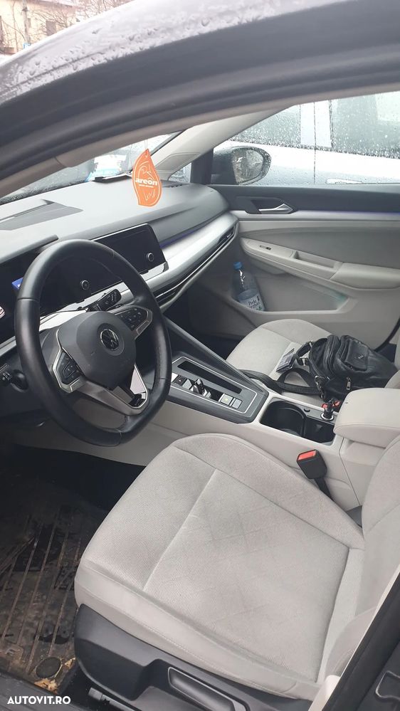 Volkswagen Golf 1.5 eTSI ACT DSG MHEV Life - 9