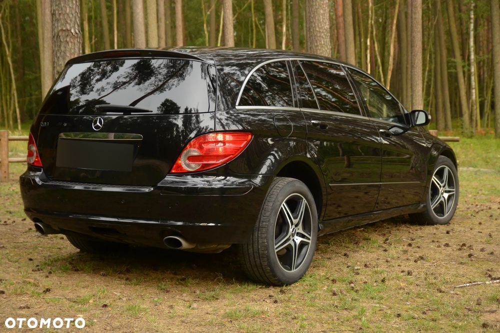 Mercedes-Benz Klasa R 500 L 4-Matic - 11