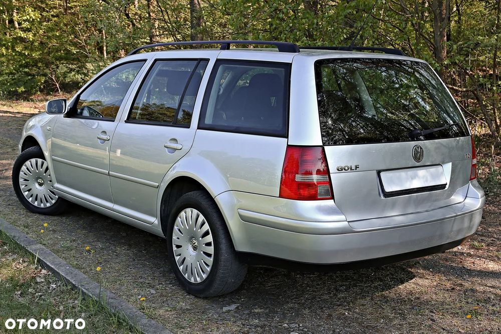 Volkswagen Golf 1.9 TDI Comfortline - 26