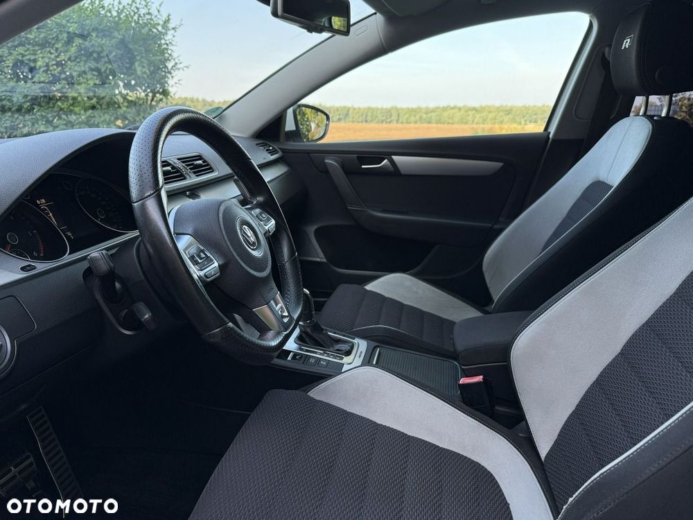 Volkswagen Passat - 15