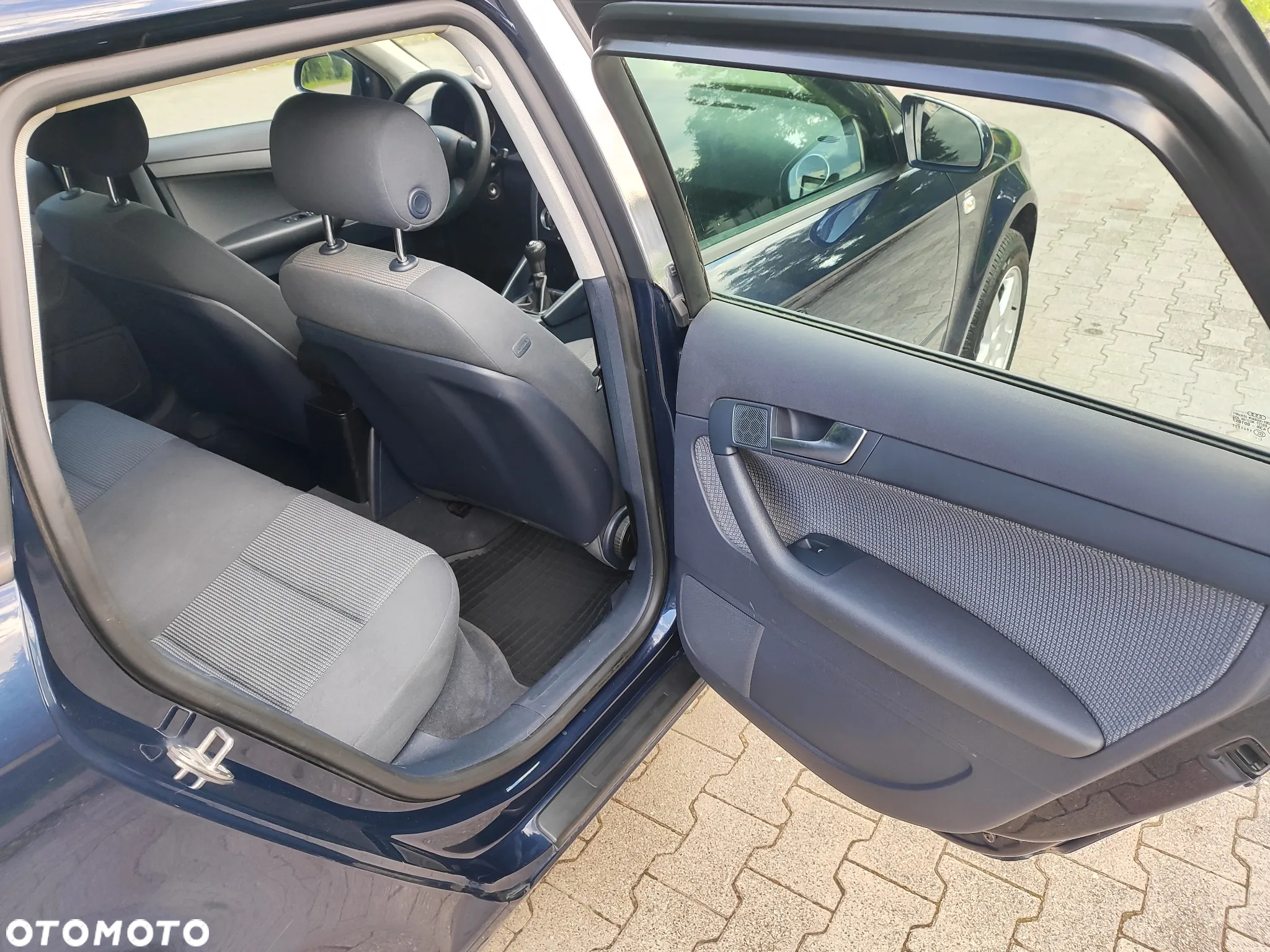 Audi A3 Sportback 1.6 Ambiente - 32