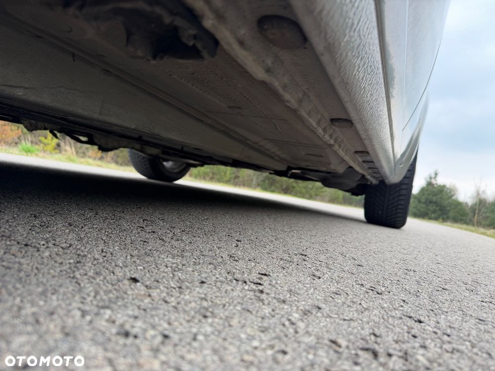 Alfa Romeo 159 1.9 JTDM 16V DPF Distinctive - 17