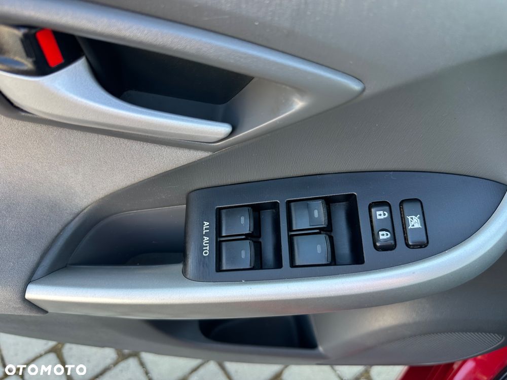 Toyota Prius (Hybrid) Executive - 17