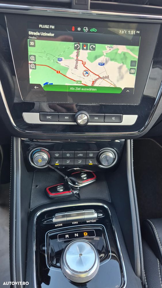 MG ZS EV Luxury - 24