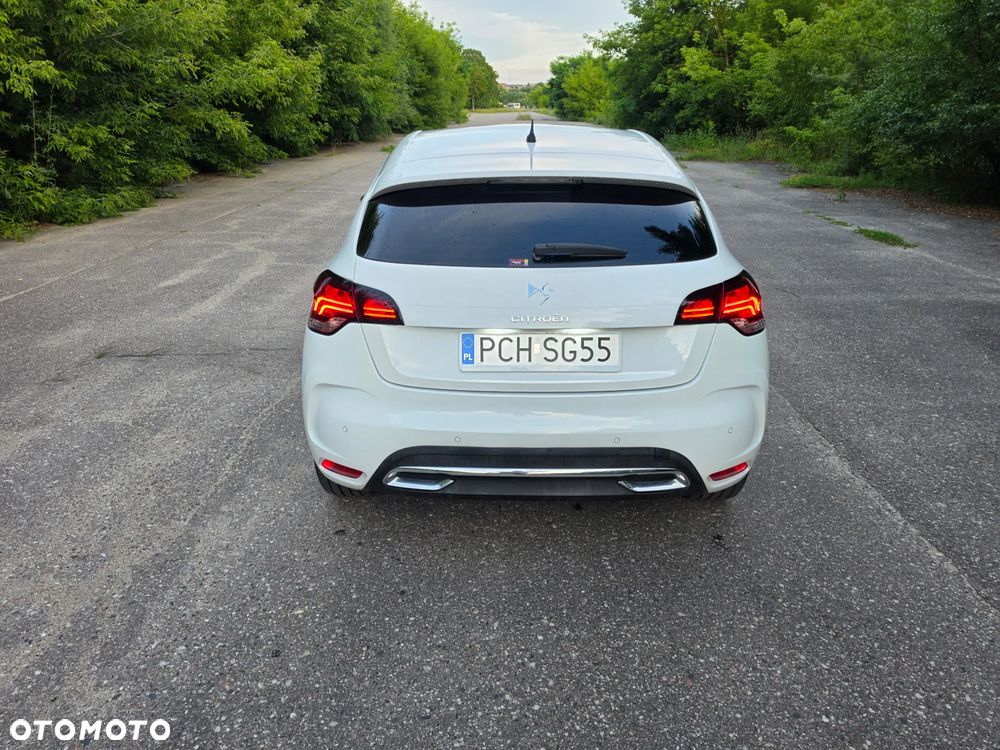 Citroën DS4 e-HDi 115 Chic - 14