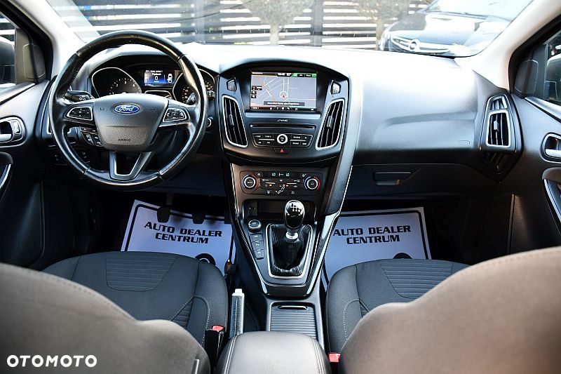 Ford Focus 2.0 TDCi Titanium ASS - 8