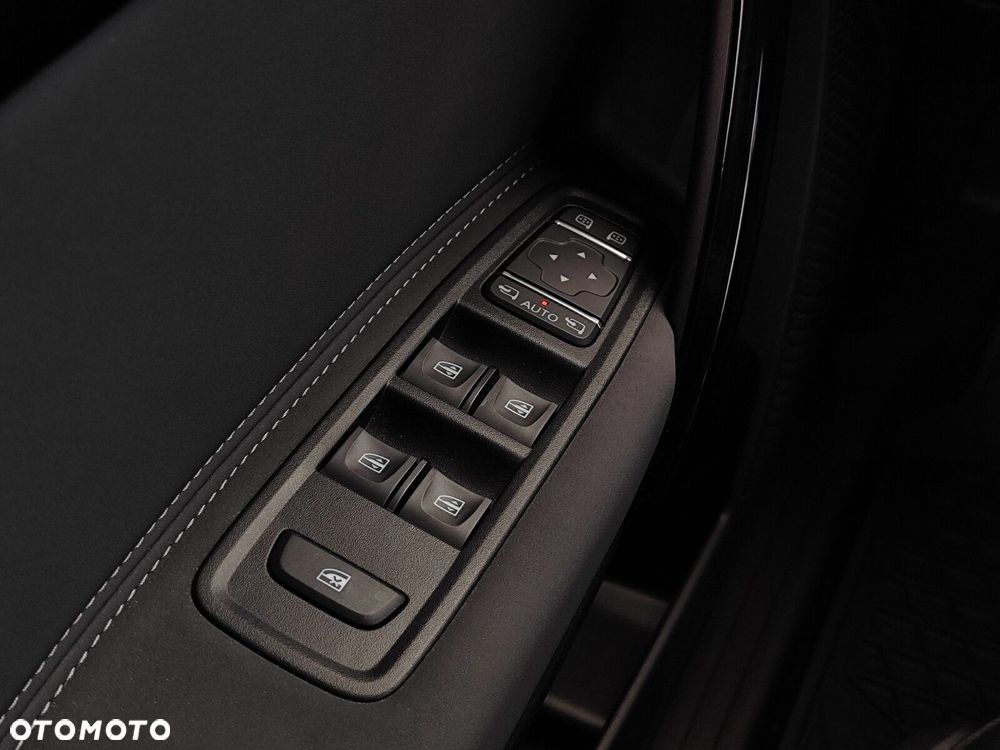 Mercedes-Benz Klasa T 180 d Style - 21