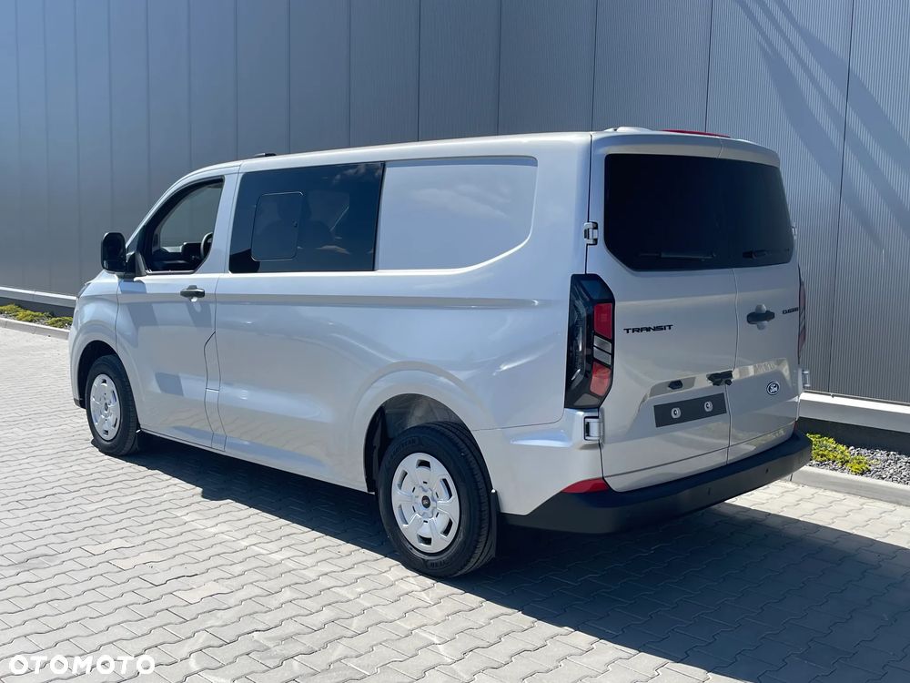 Ford Transit Custom - 12