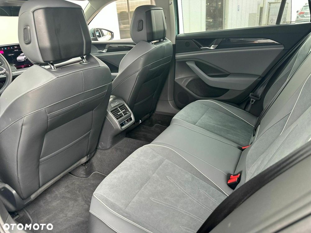 Volkswagen Passat - 26