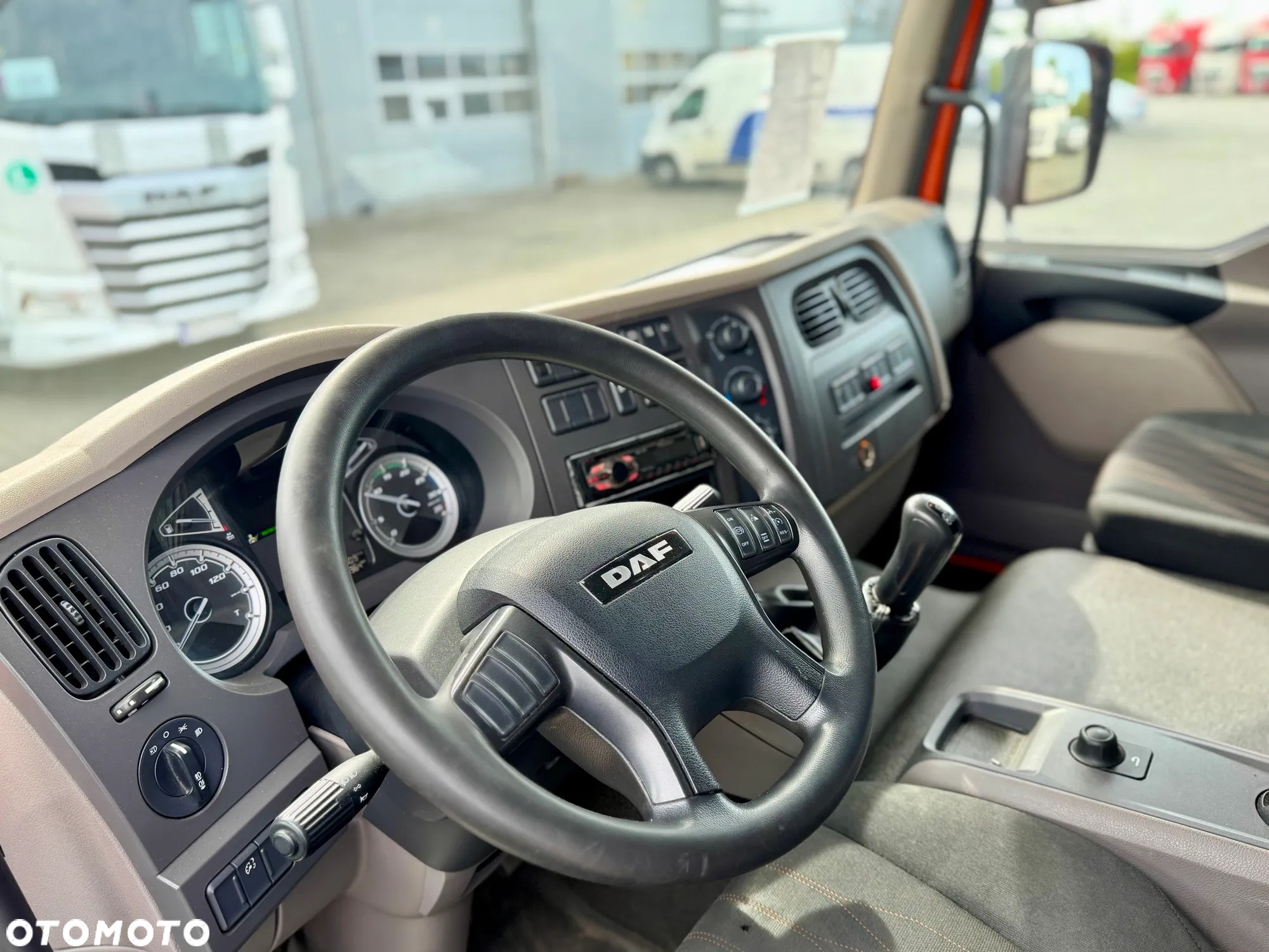 DAF LF 210 FA - 12
