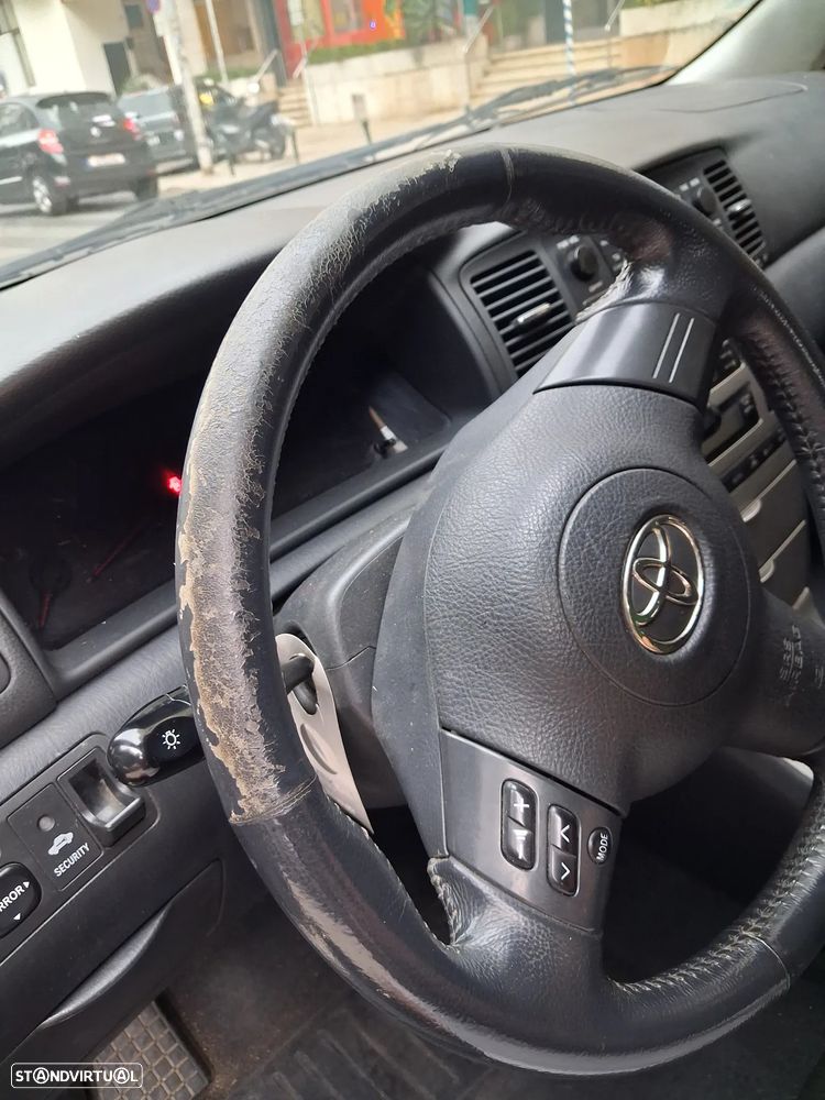 Toyota Corolla 1.4 D-4D - 8