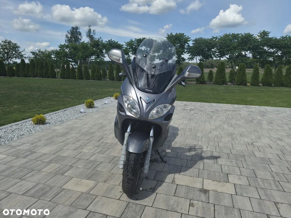 Piaggio X9 - 2