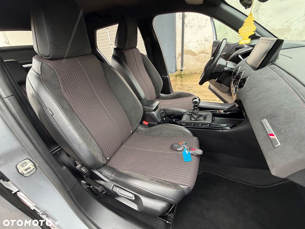 Citroën DS3 Crossback BlueHDi 110 PERFORMANCE LINE - 7