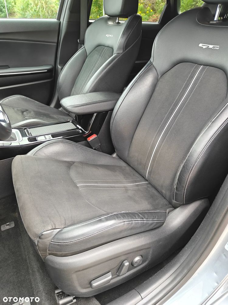 Kia Ceed 1.6 CRDi mHEV GT-Line DCT - 10