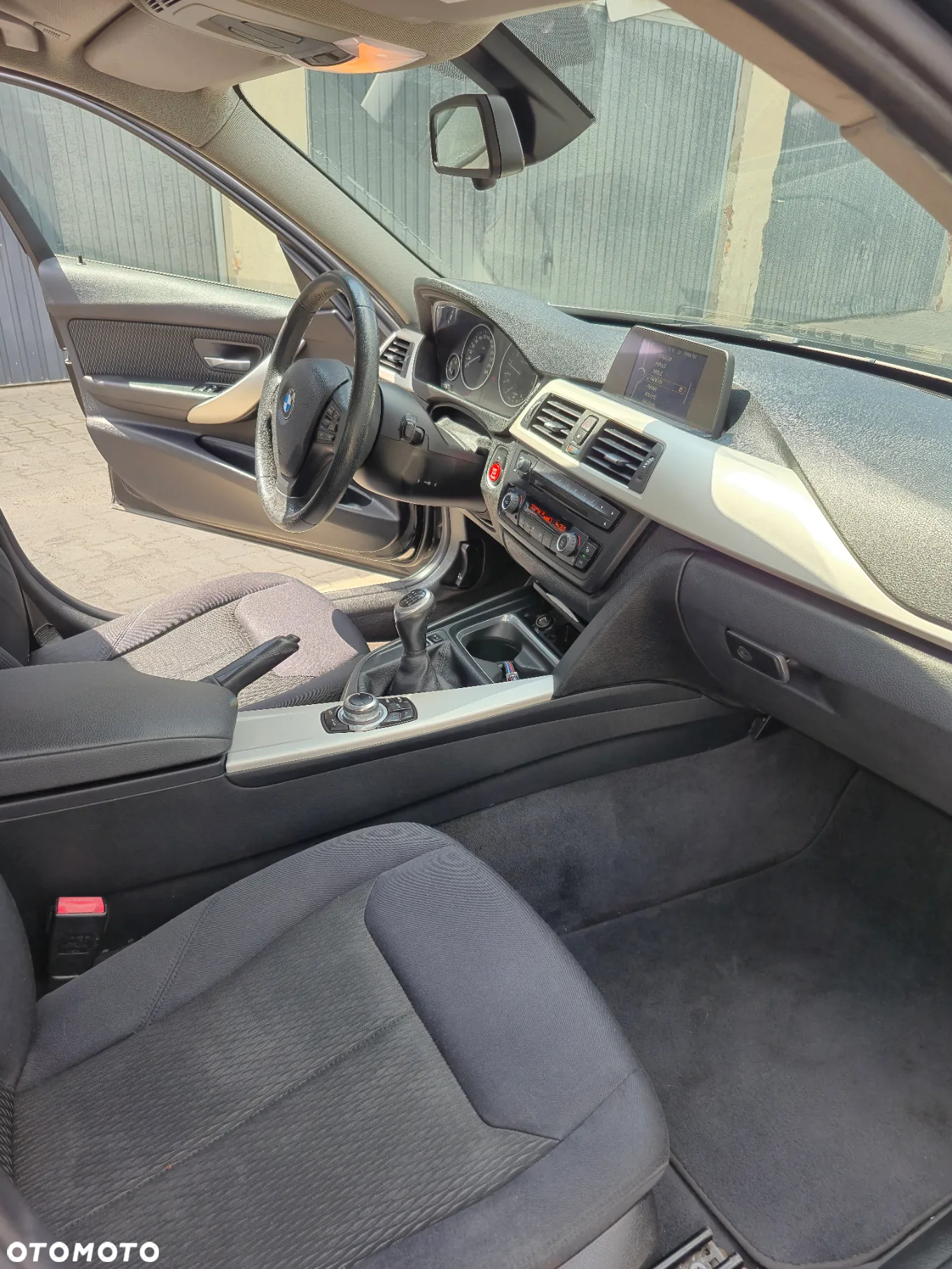 BMW Seria 3 316i M Sport - 5