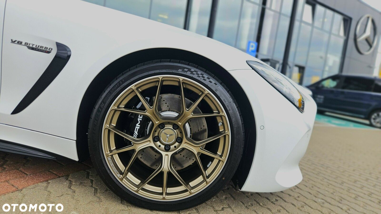 Mercedes-Benz AMG GT - 6