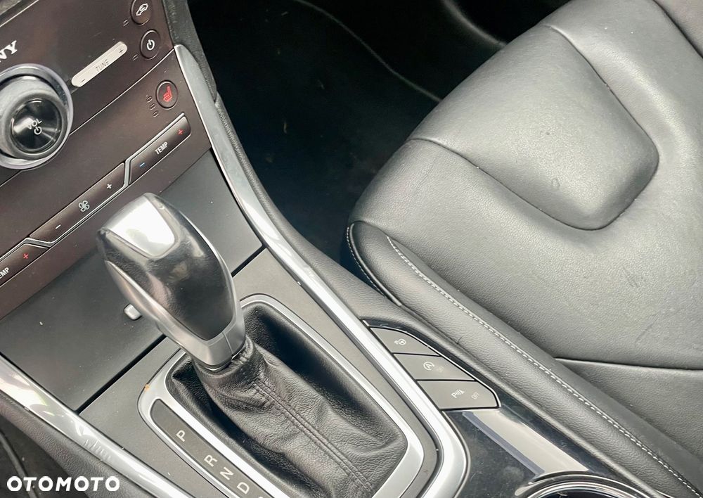 Ford S-Max 2.0 TDCi ST-Line PowerShift - 33