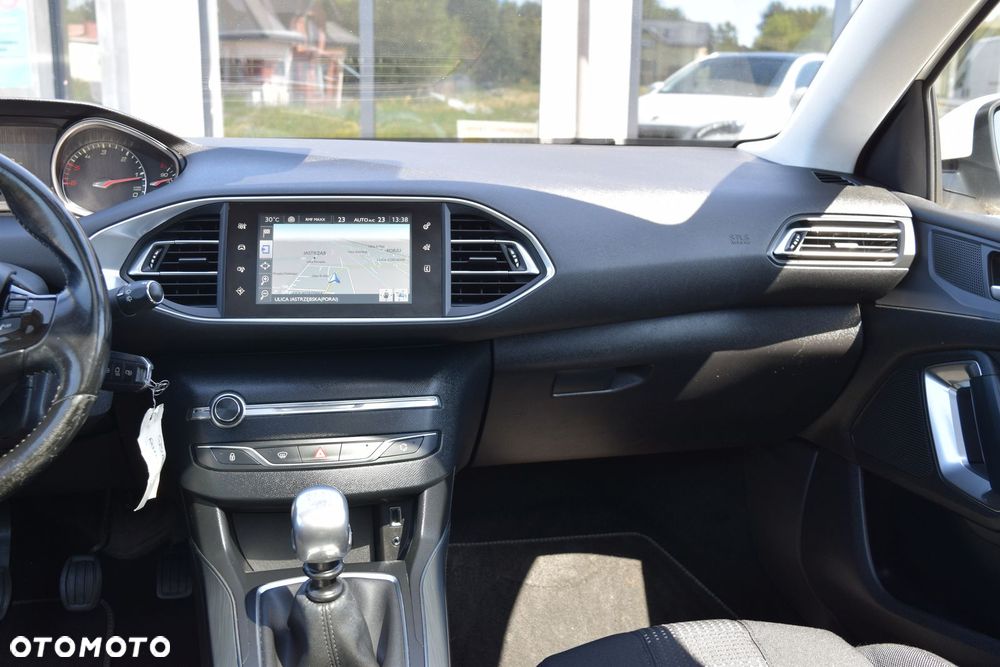 Peugeot 308 BlueHDi 120 Stop & Start Allure - 30