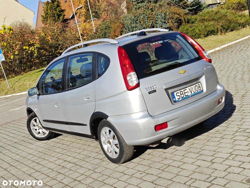 Chevrolet Rezzo 1.6 SE - 4