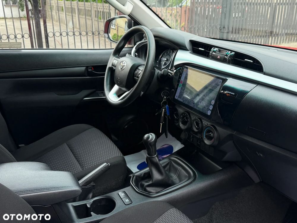 Toyota Hilux 2.4 D-4D Double Cab DLX 4x4 - 14