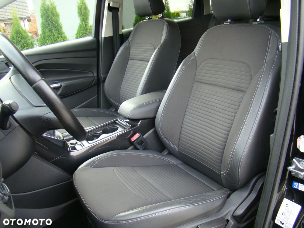 Ford Kuga ver-1-5-ecoboost-titanium - 23