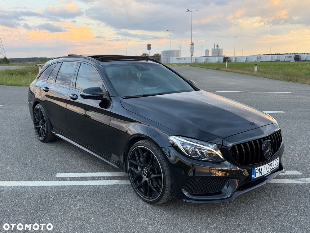 Mercedes-Benz Klasa C 250 d 4Matic 9G-TRONIC AMG Line - 3