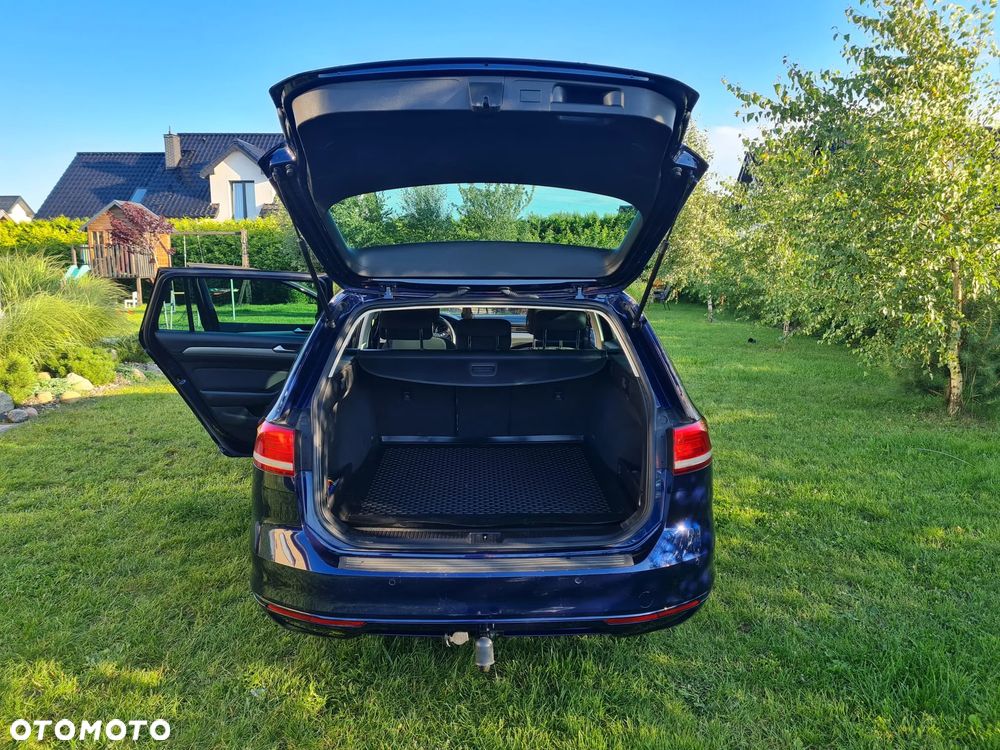 Volkswagen Passat 1.6 TDI (BlueMotion Technology) Comfortline - 25