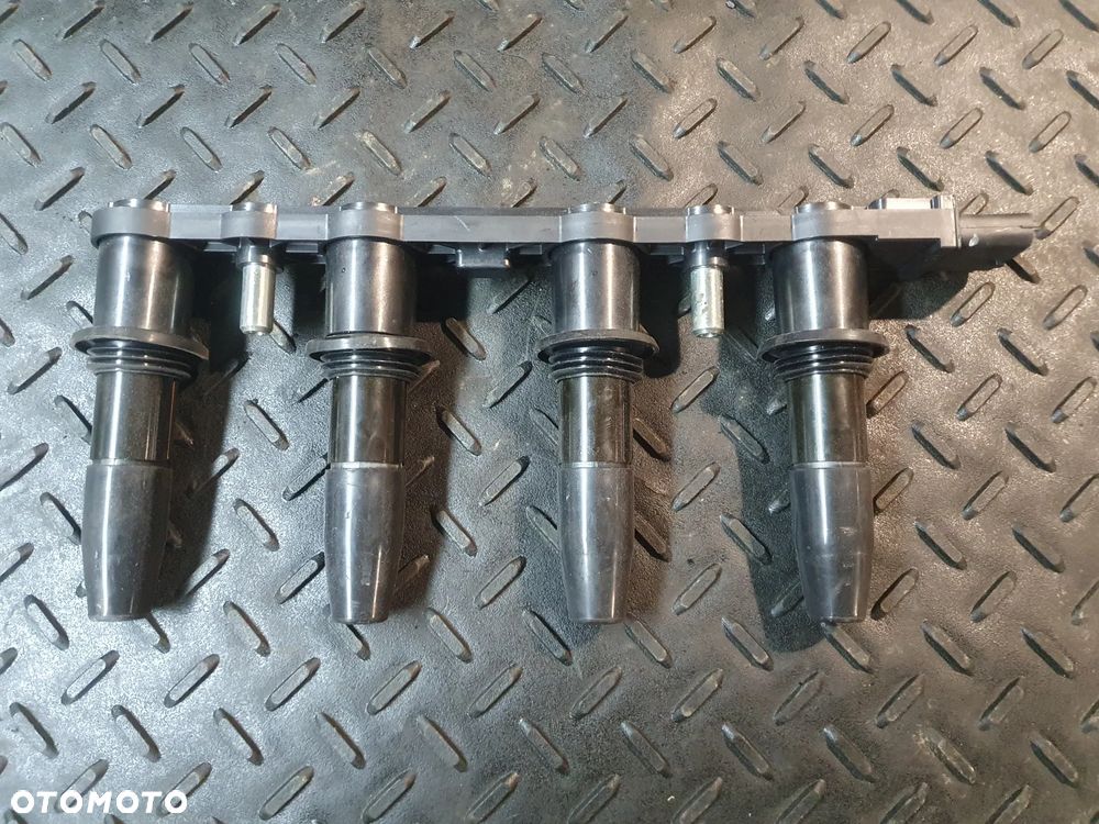 Cewka Zapłonowa OPEL ASTRA H ZAFIRA B VECTRA C 1.6 1.8 16V Z16XER Z18XER - 1