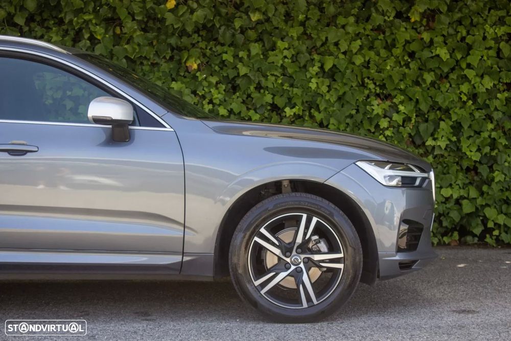 Volvo XC 60 2.0 D4 R-Design Geartronic - 6