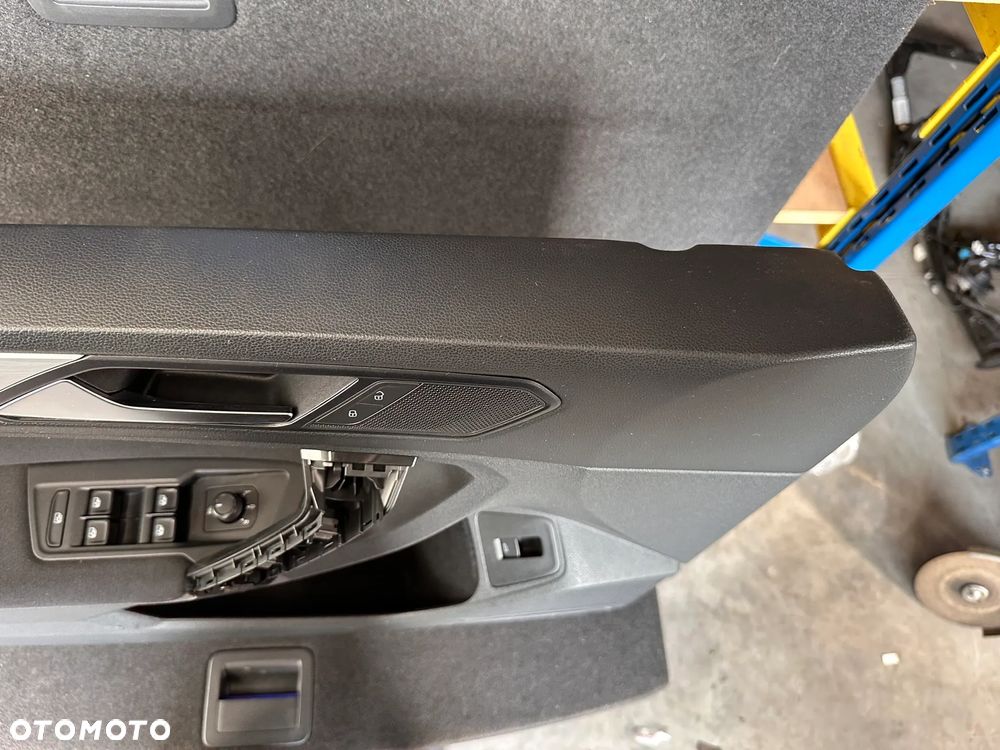 Tapicerka boczek drzwi lewy przód VW Tiguan II 5NA 5NB867011 - 8