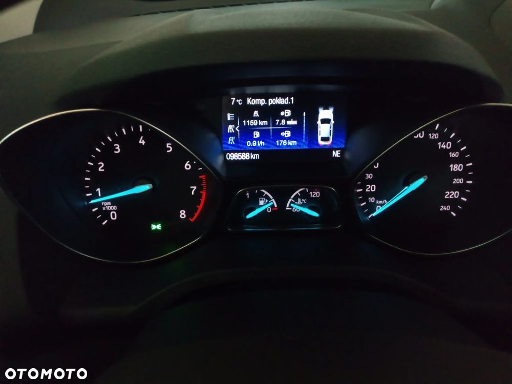 Ford Kuga 1.5 EcoBoost FWD Titanium ASS GPF - 4