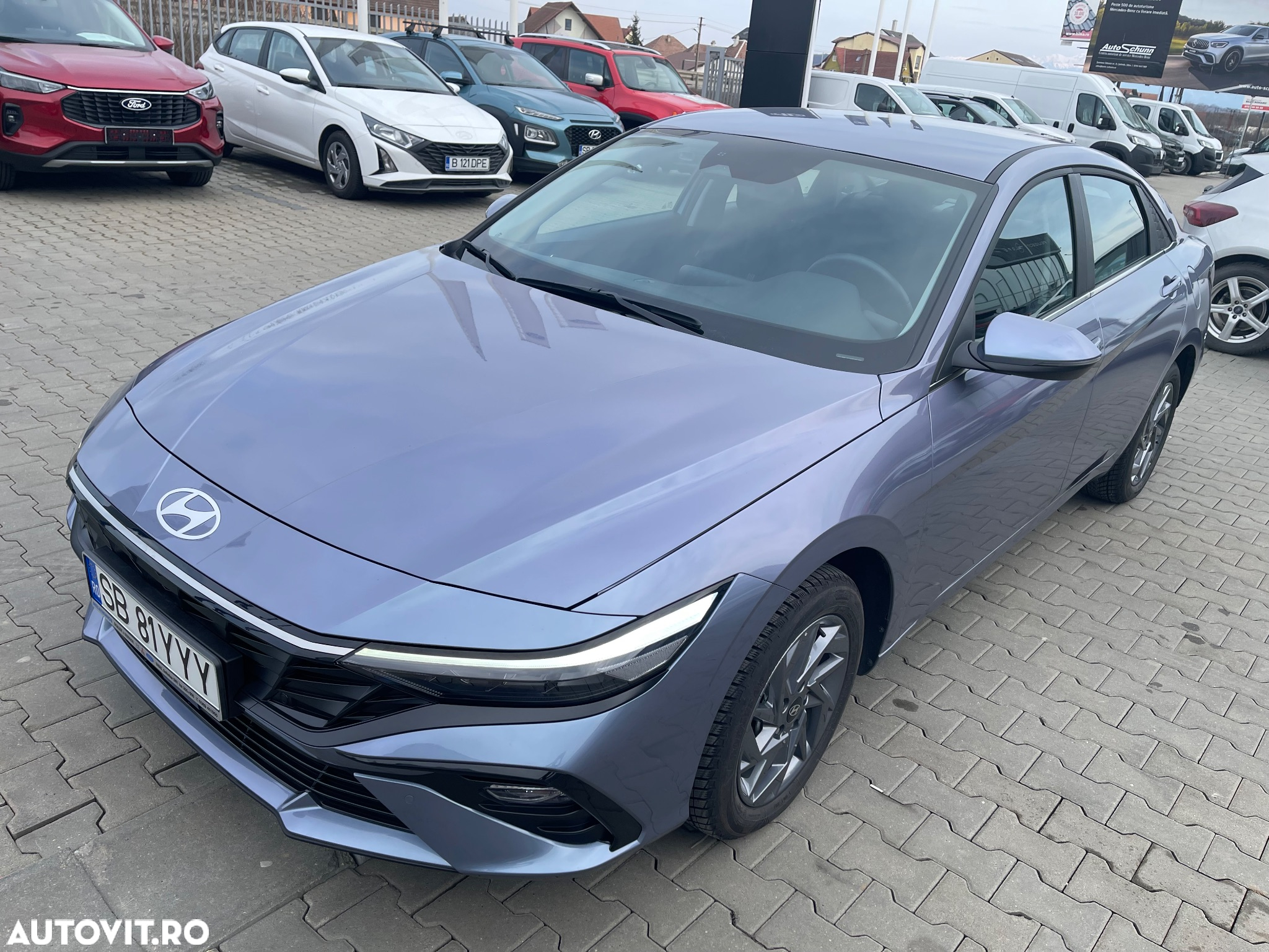 Hyundai Elantra 1.6 l 123 CP CVT Highway - 20