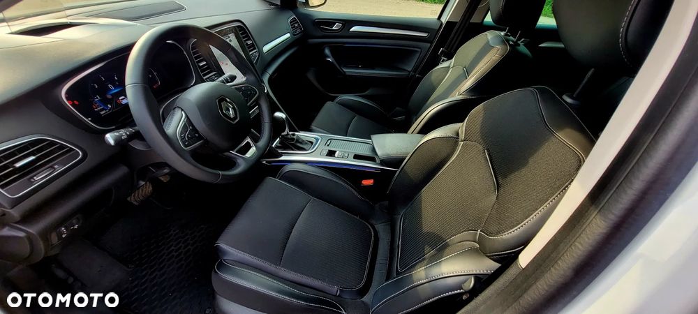 Renault Megane 1.5 Blue dCi Intens EDC - 13
