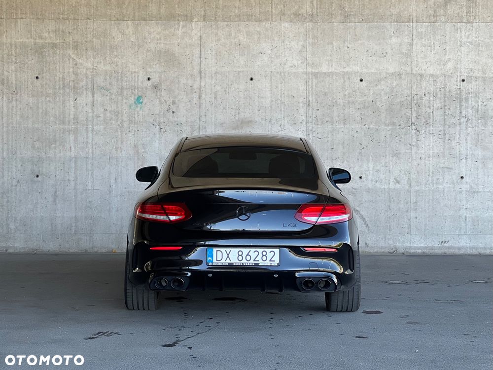 Mercedes-Benz Klasa C AMG 43 4-Matic - 7