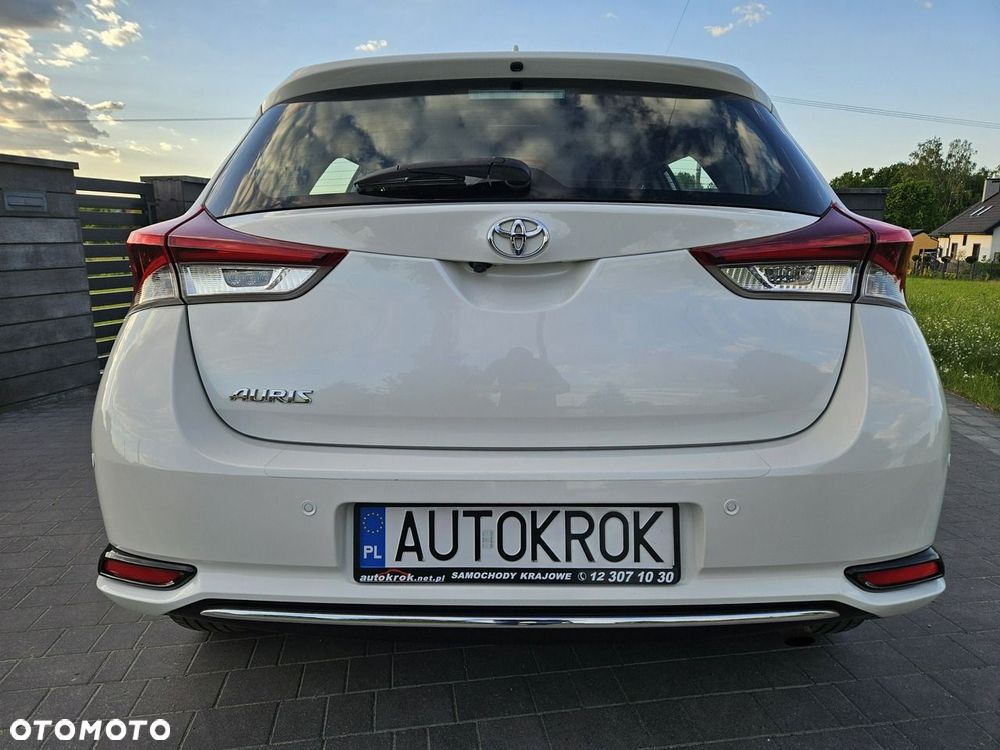 Toyota Auris - 2