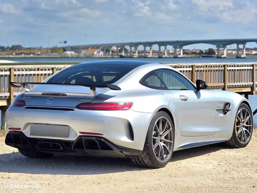 Mercedes-Benz AMG GT R Roadster - 4