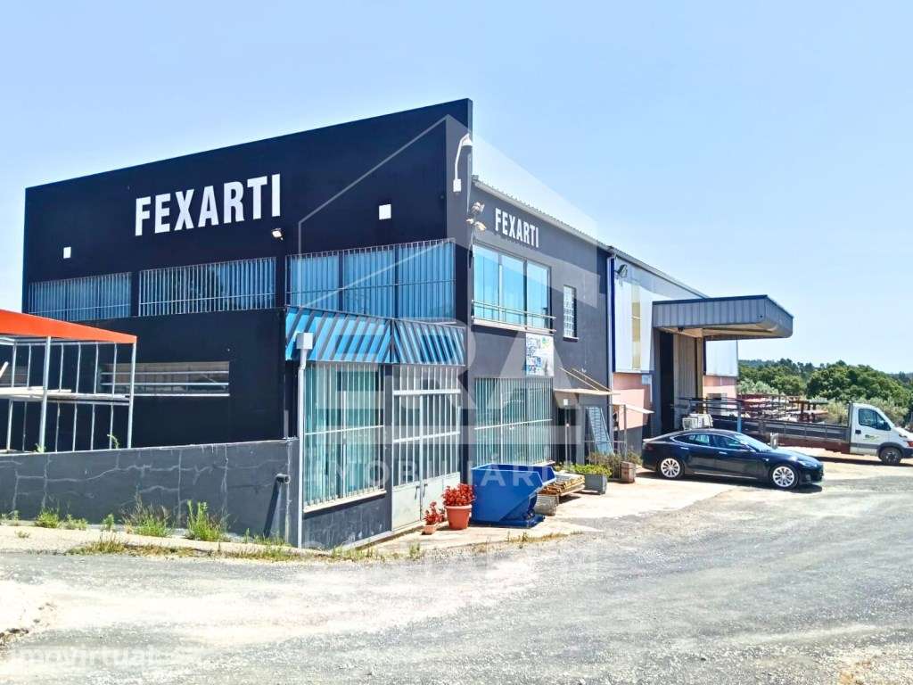 Armazém serralharia e metalomecanica - Grande imagem: 2/26