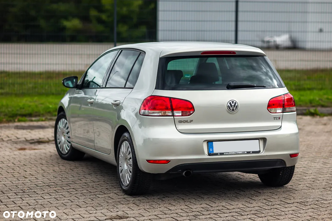 Volkswagen Golf 1.6 TDI DPF Style - 13