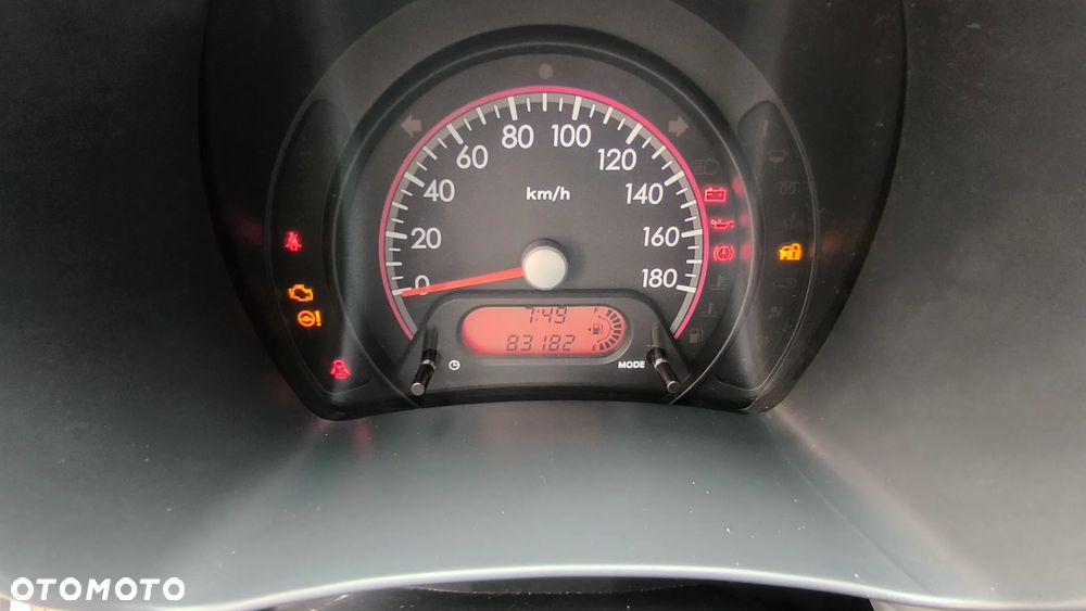 Nissan Pixo 1.0 acenta - 6
