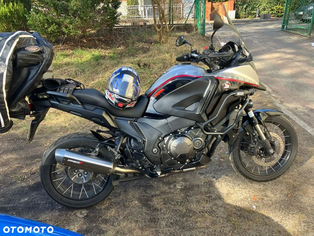 Honda VFR - 6