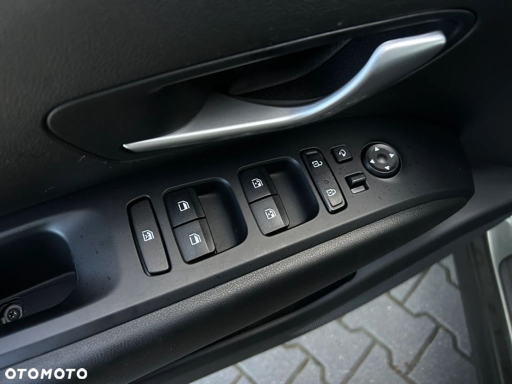 Hyundai Tucson - 11