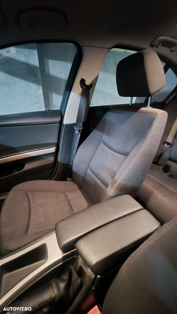 BMW Seria 3 - 13