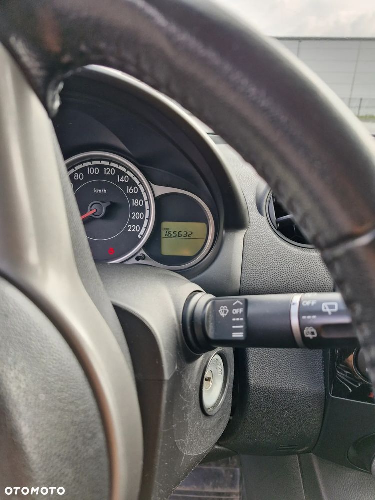 Mazda 2 - 11